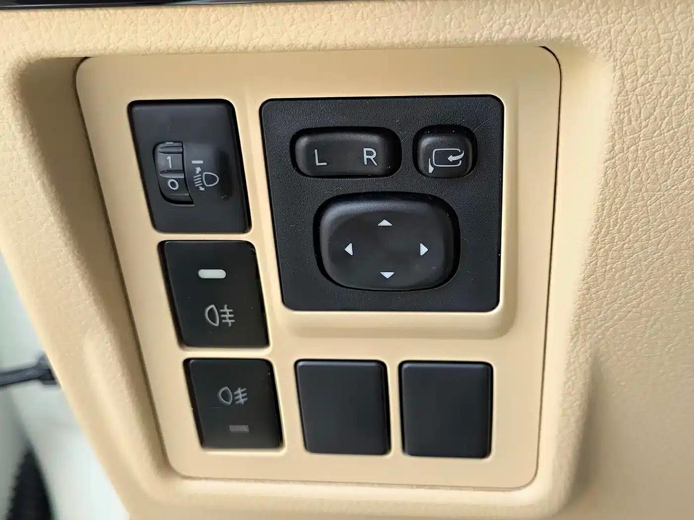 2016 Prado (Imported) 2.7L Middle East Version — миниатюра 25