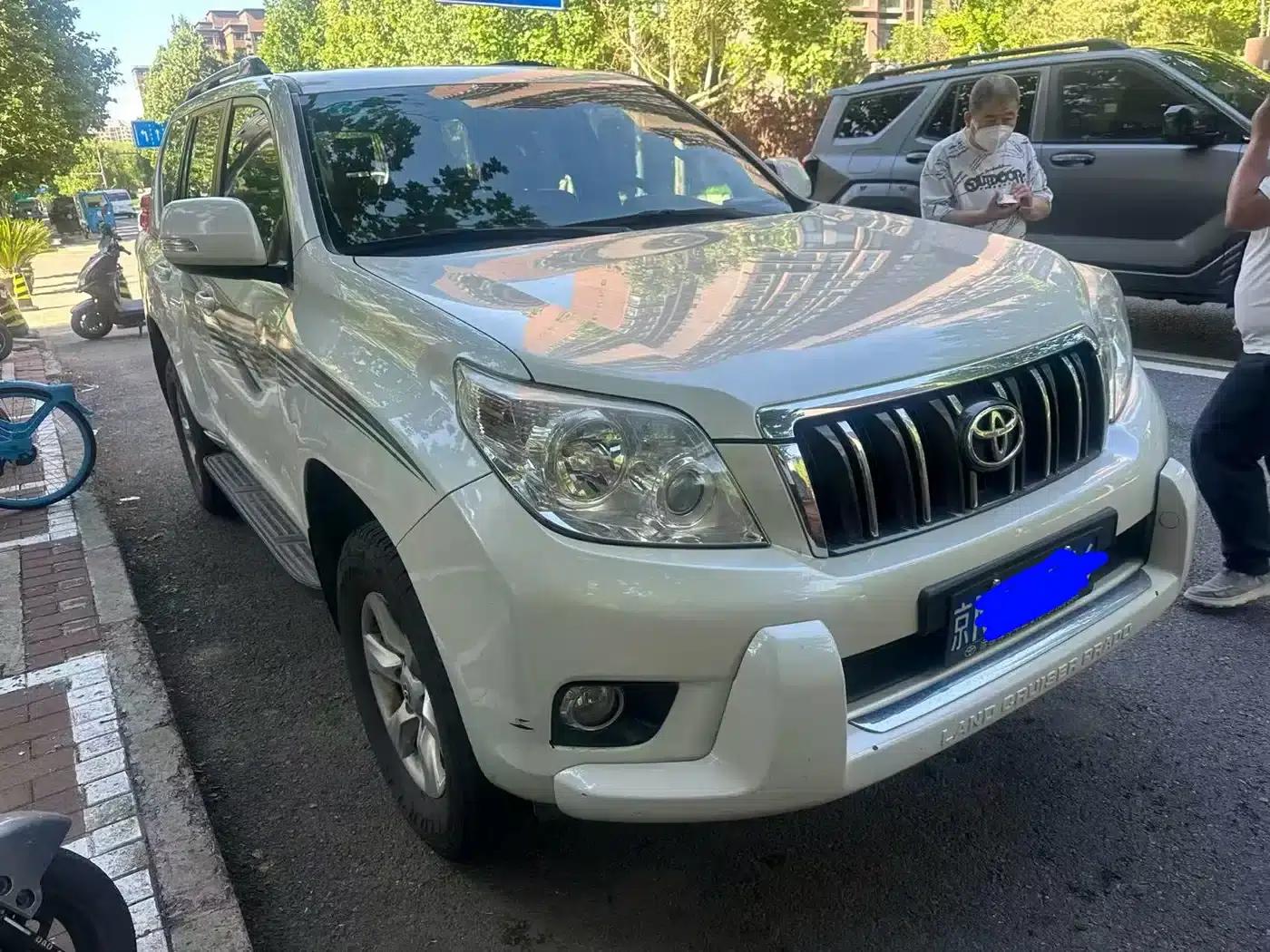 2010 Prado Imported Model 2.7L Automatic Luxury Edition — миниатюра 2