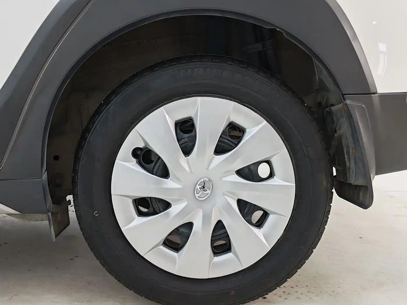 YARiS L 2022 Model YARiS X 1.5L CVT Leading PLUS Edition — миниатюра 16