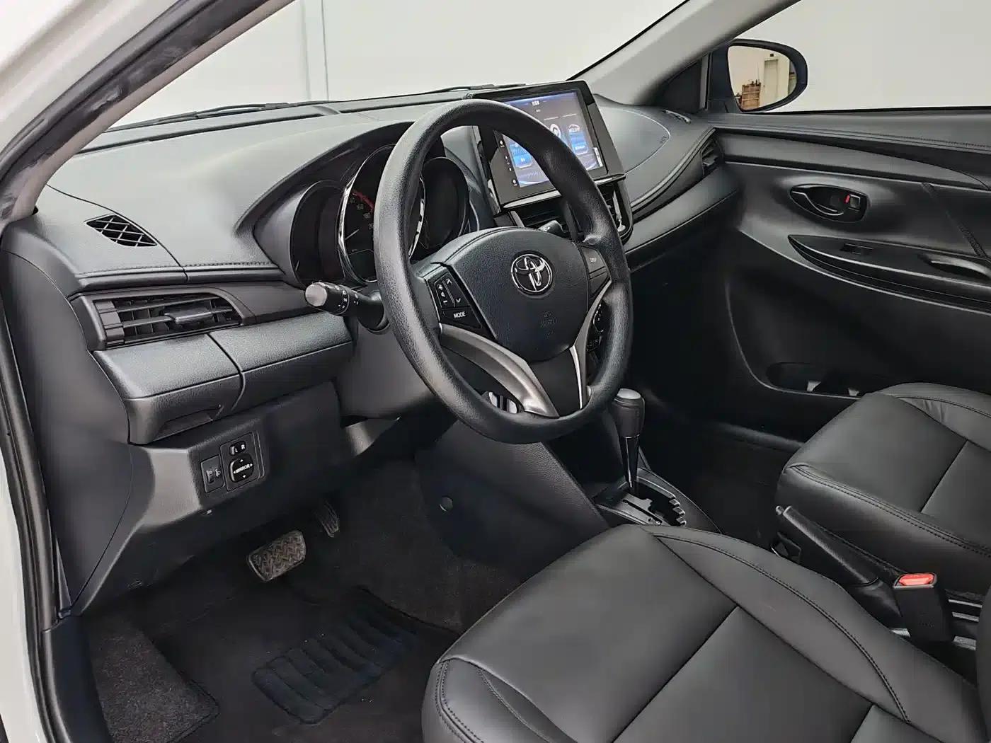 YARiS L 2022 Model YARiS X 1.5L CVT Leading PLUS Edition — миниатюра 9