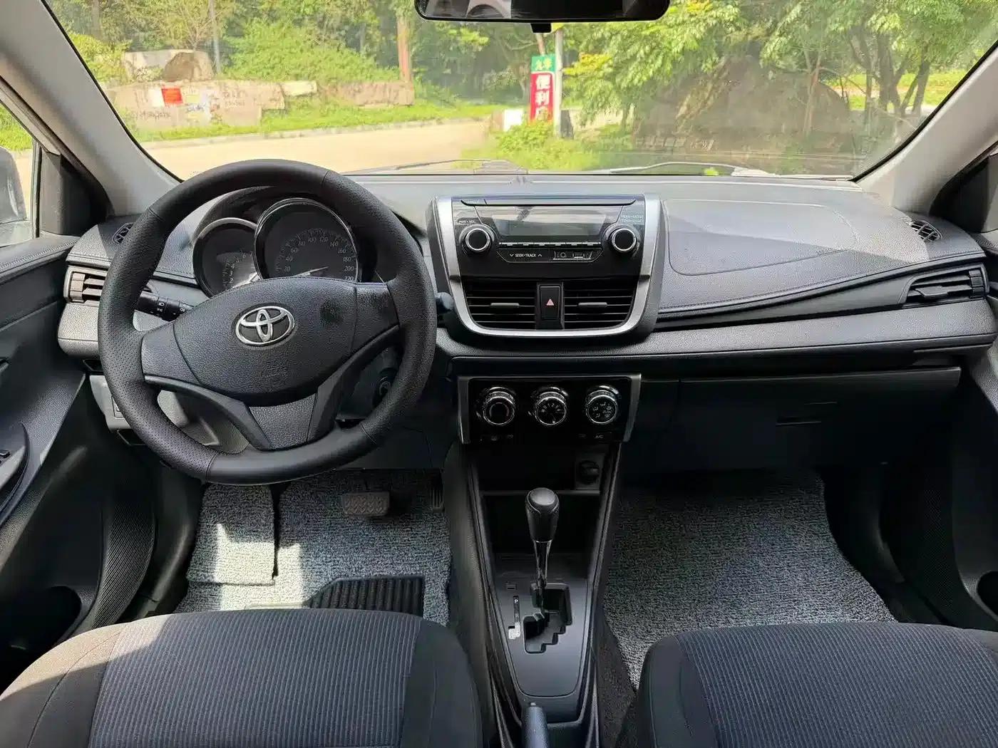 YARiS L Zhixuan 2016 Facelift 1.5E CVT Dynamic Edition — миниатюра 6