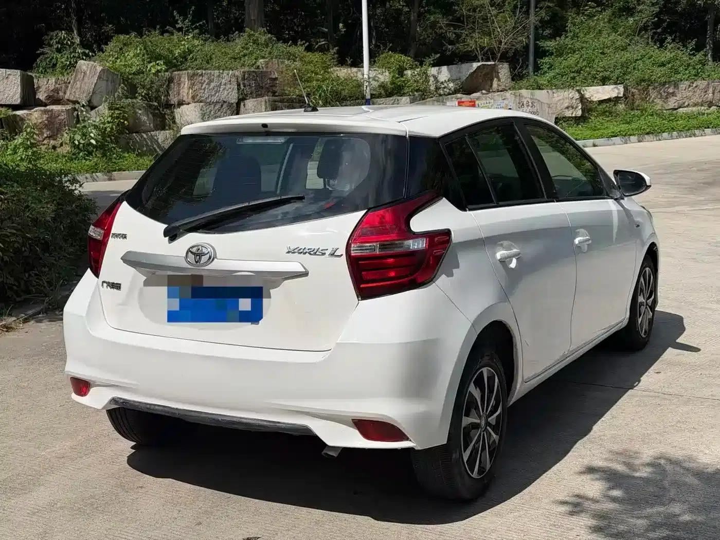 YARiS L Zhixuan 2016 Facelift 1.5E CVT Dynamic Edition — миниатюра 9