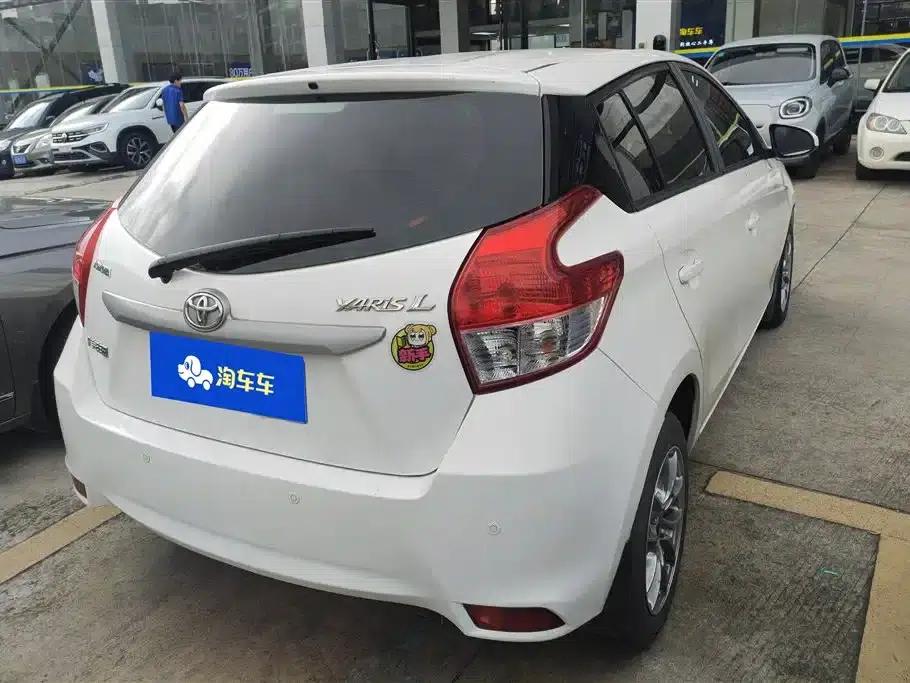 YARiS L Zhixuan 2015 1.5E Automatic Dynamic Edition — миниатюра 3
