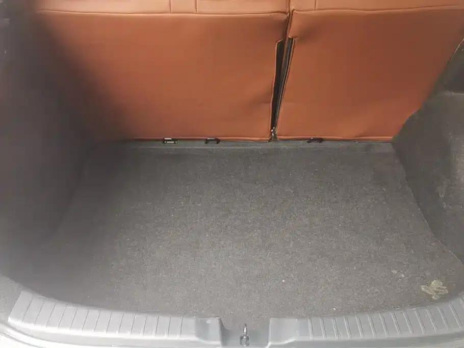 YARiS L Zhixuan 2015 1.5E Automatic Dynamic Edition — миниатюра 4