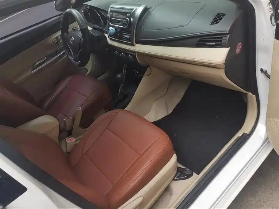 YARiS L Zhixuan 2015 1.5E Automatic Dynamic Edition — миниатюра 8