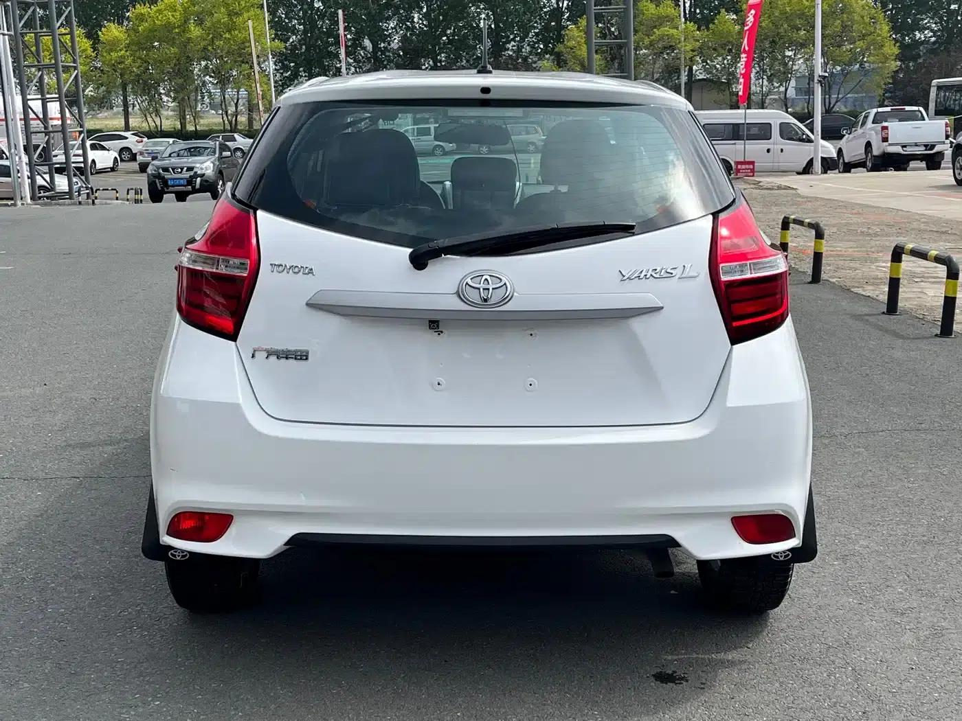 YARiS L Zhixuan 2016 Facelift 1.5G CVT Dynamic Sunroof Edition — миниатюра 5