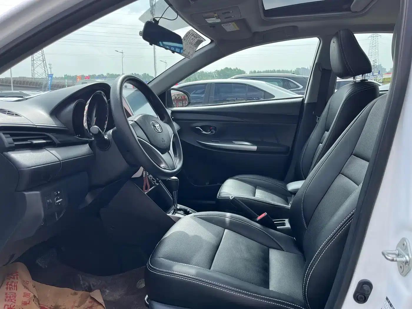 YARiS L Zhixuan 2016 Facelift 1.5G CVT Dynamic Sunroof Edition — миниатюра 8