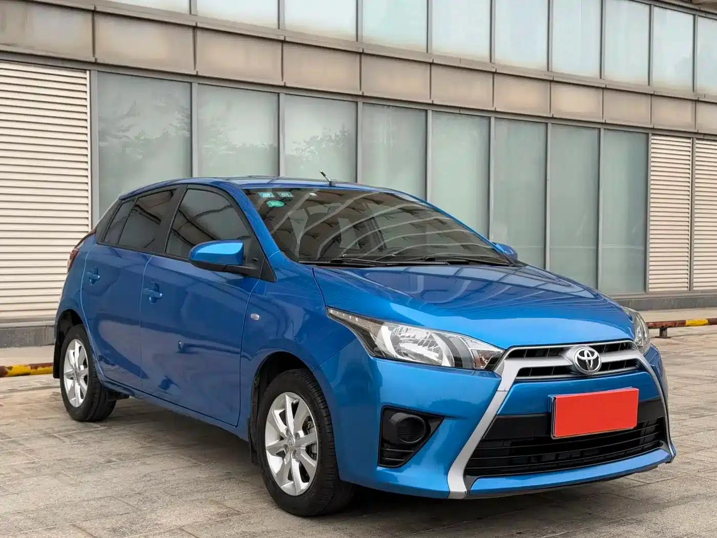 YARiS L Zhixuan 2015 1.5E Automatic Dynamic Edition — миниатюра 3
