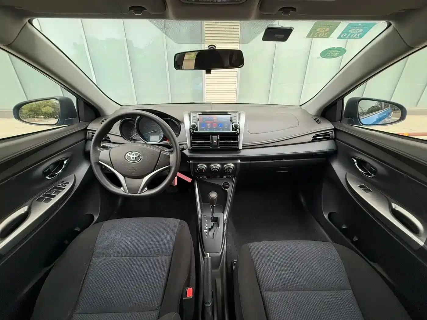 YARiS L Zhixuan 2015 1.5E Automatic Dynamic Edition — миниатюра 7