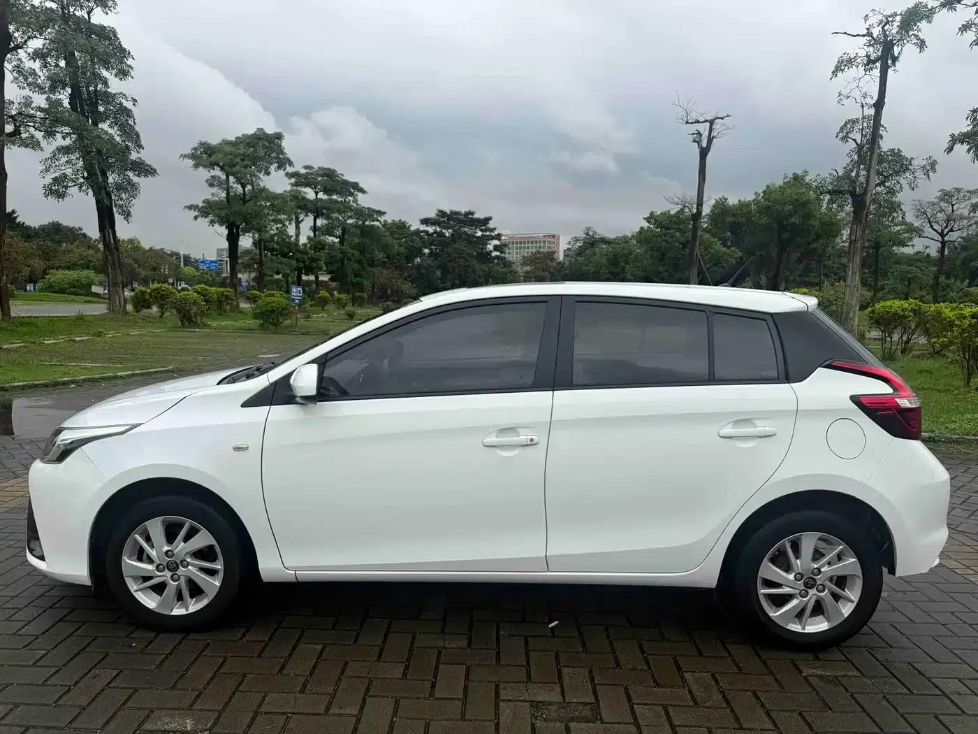 YARiS L Zhixuan 2017 1.5G CVT Speed Sunroof Upgrade Edition — миниатюра 19