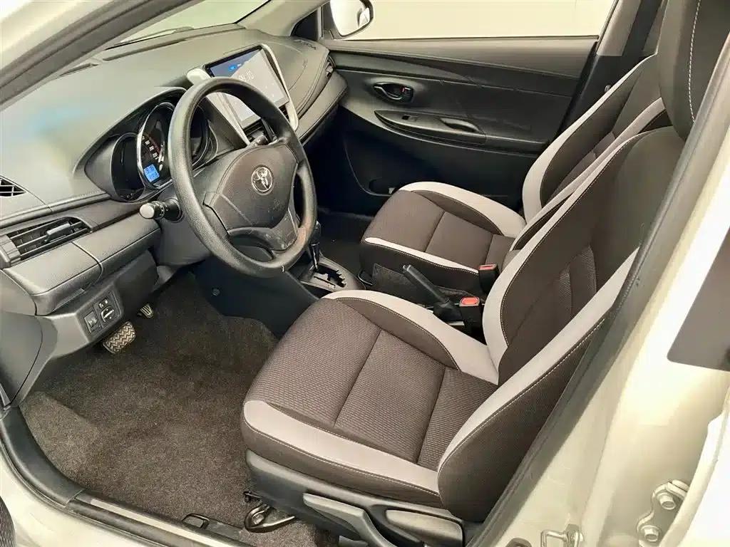 YARiS L 2021 Model YARiS X 1.5L CVT Leading Edition — миниатюра 6