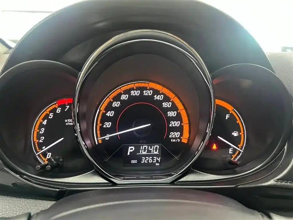 YARiS L 2022 Model YARiS X 1.5L CVT Luxury PLUS Edition — миниатюра 11