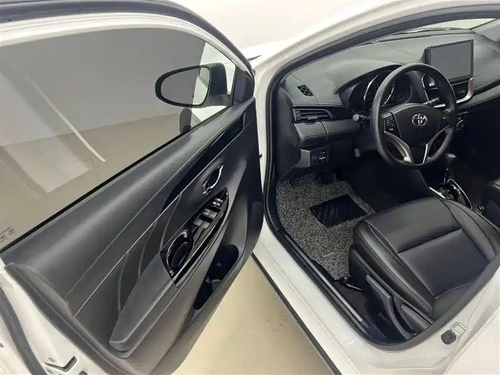 YARiS L 2022 Model YARiS X 1.5L CVT Luxury PLUS Edition — миниатюра 9