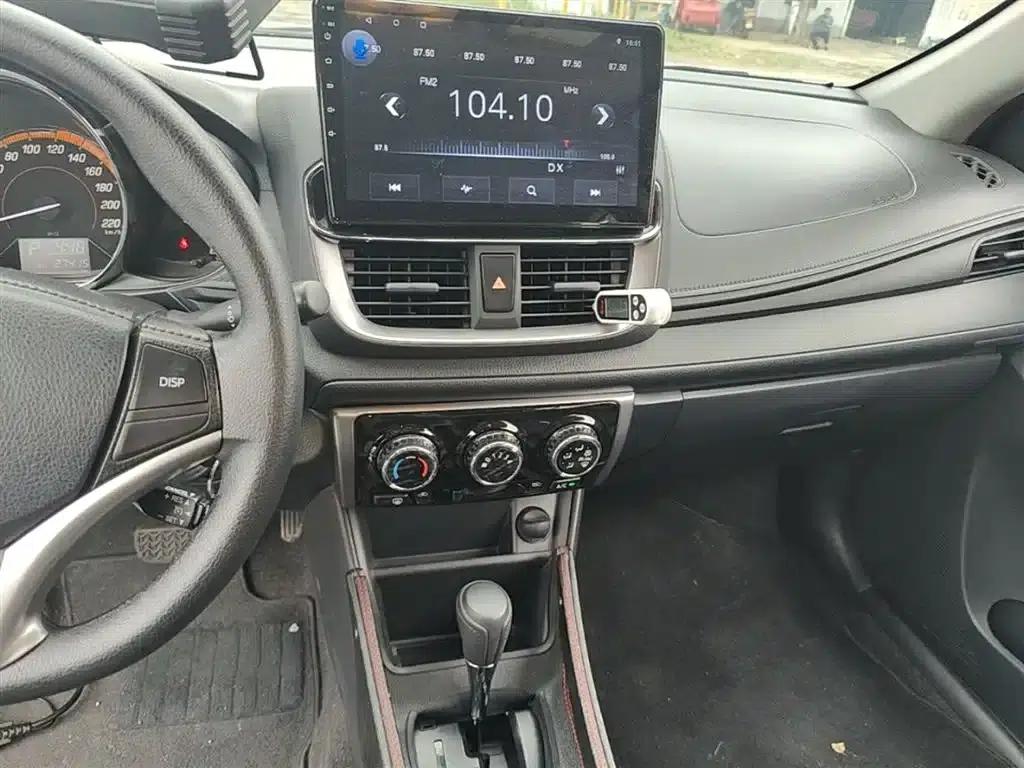 YARiS L 2022 Model YARiS X 1.5L CVT Leading PLUS Edition — миниатюра 13