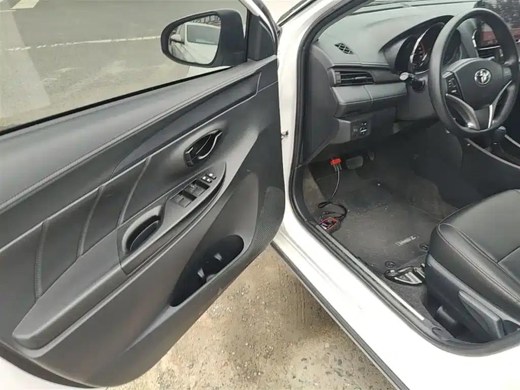 YARiS L 2022 Model YARiS X 1.5L CVT Leading PLUS Edition — миниатюра 16