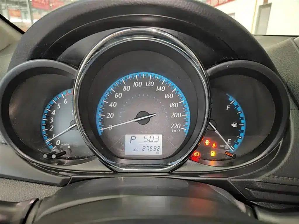 YARiS L Zhixuan 2017 1.5E CVT Speed Upgrade Edition — миниатюра 12