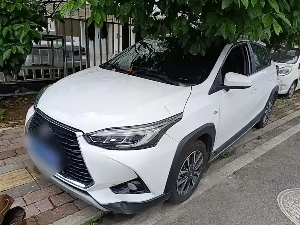 YARiS L 2022 Model YARiS X 1.5L CVT Luxury PLUS Edition — миниатюра 2