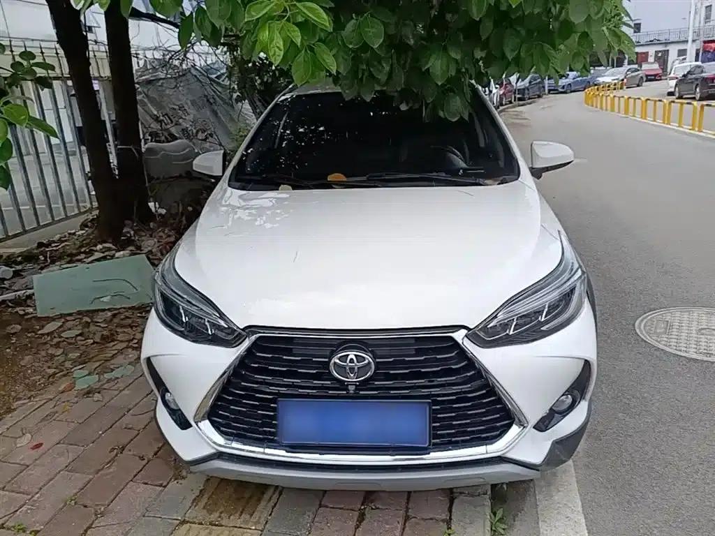 YARiS L 2022 Model YARiS X 1.5L CVT Luxury PLUS Edition — миниатюра 3