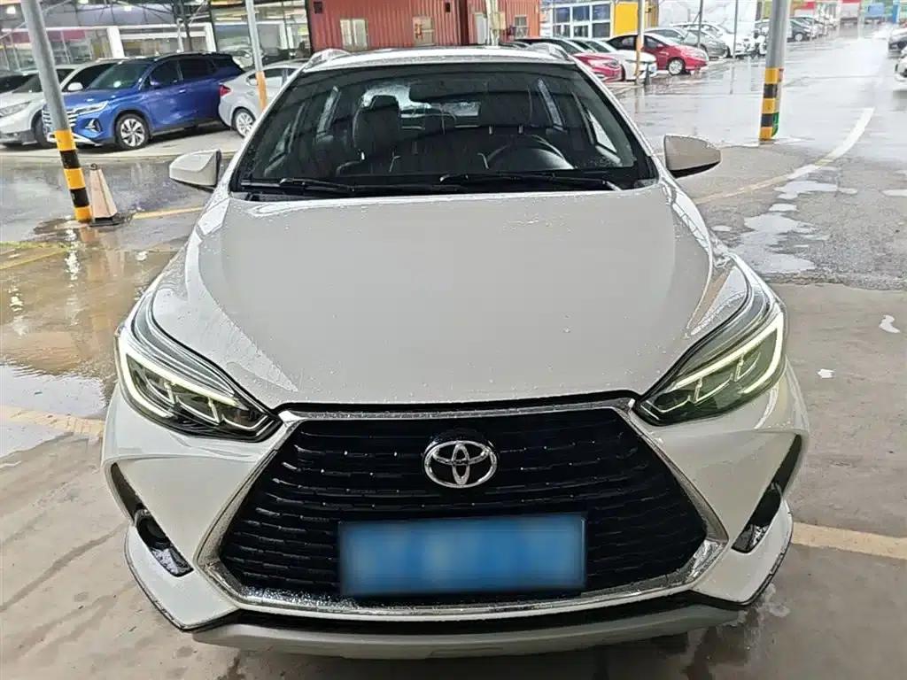YARiS L 2021 Model YARiS X 1.5L CVT Leading Edition — миниатюра 3