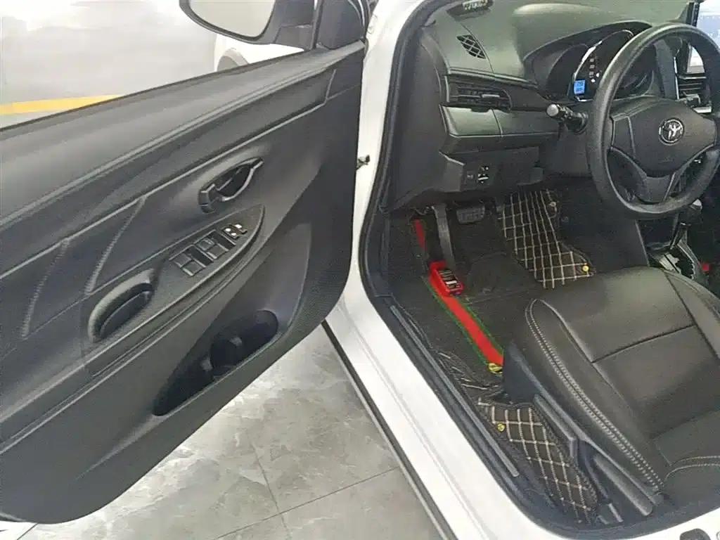 YARiS L 2020 Model YARiS X 1.5L CVT Leading Edition — миниатюра 16