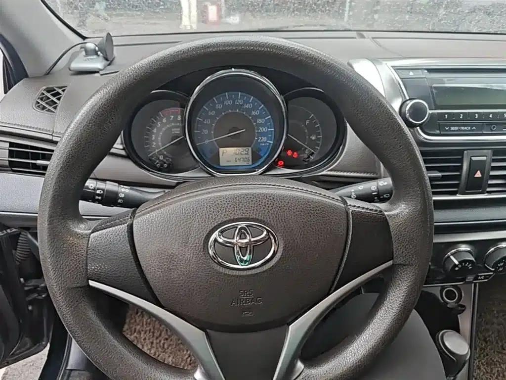 YARiS L Zhixuan 2014 1.5G Automatic Dynamic Edition — миниатюра 11