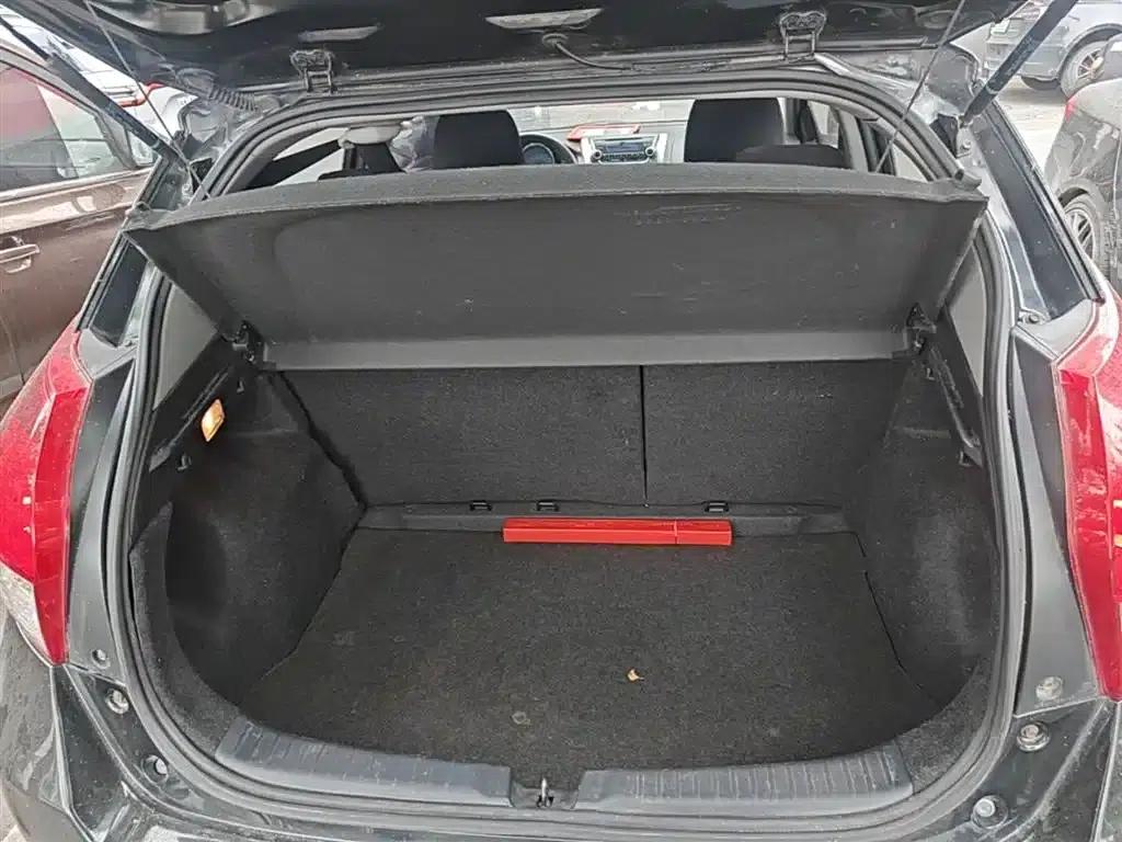 YARiS L Zhixuan 2014 1.5G Automatic Dynamic Edition — миниатюра 19