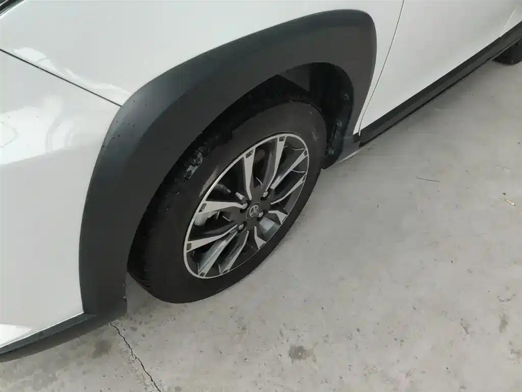 YARiS L 2022 Model YARiS X 1.5L CVT Luxury PLUS Edition — миниатюра 23