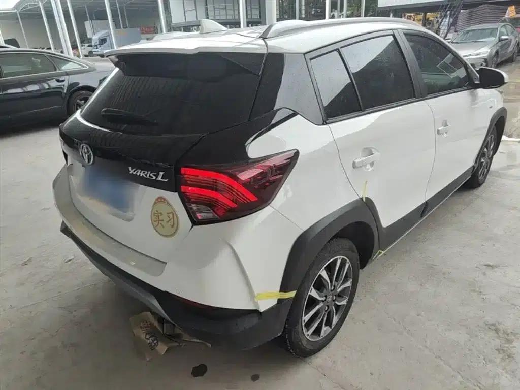 YARiS L 2022 Model YARiS X 1.5L CVT Luxury PLUS Edition — миниатюра 7