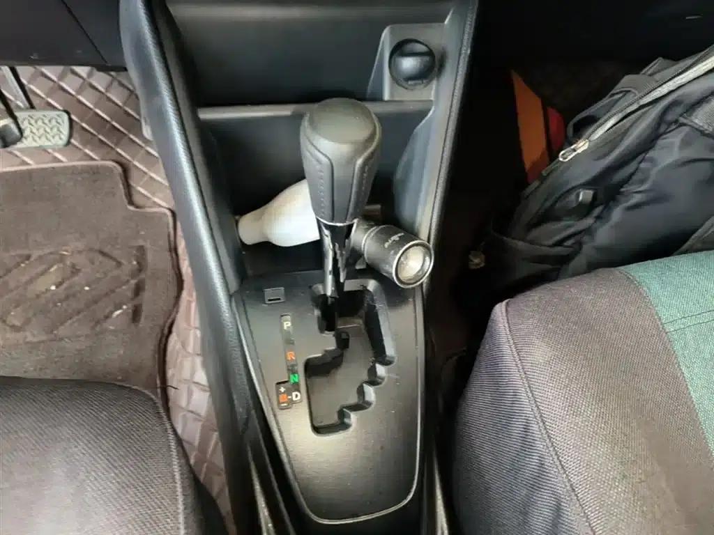 YARiS L Zhixuan 2020 1.5L CVT Leading Edition — миниатюра 14