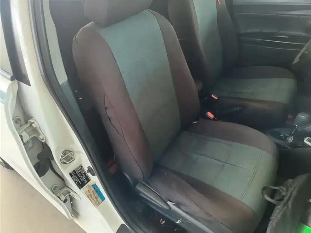 YARiS L Zhixuan 2020 1.5L CVT Leading Edition — миниатюра 25