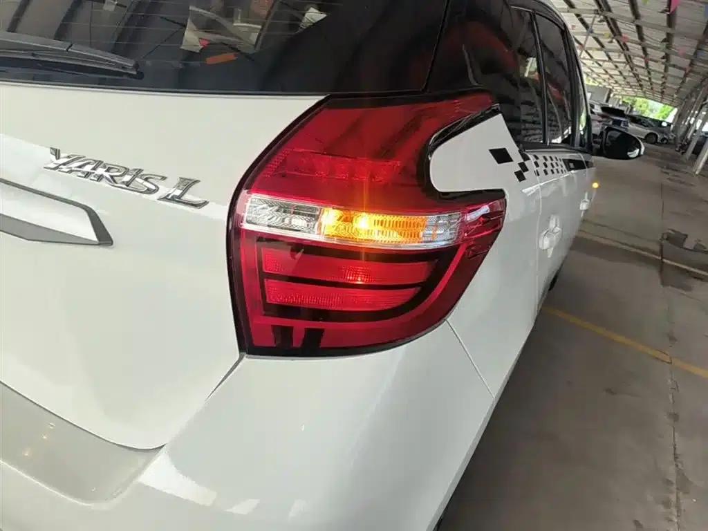 YARiS L Zhixuan 2020 1.5L CVT Leading Edition — миниатюра 8