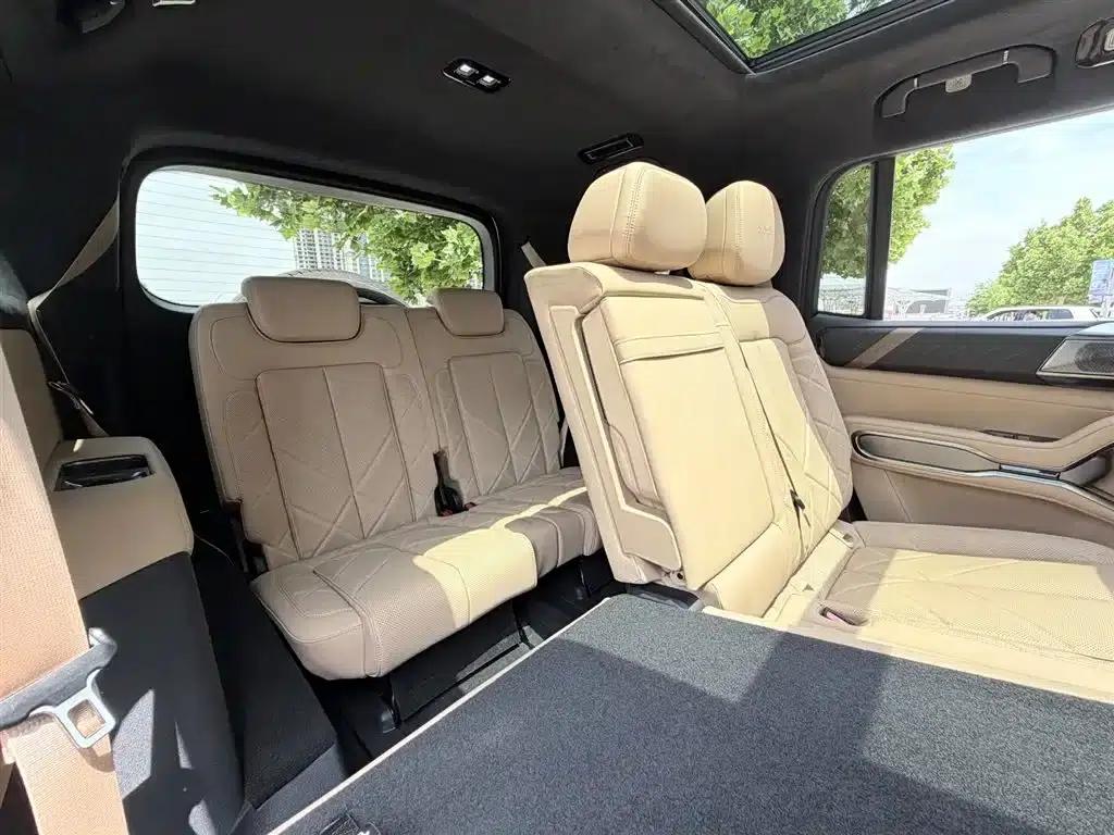 Leopard 8 2025 Smart & Brave Flagship Edition 7-Seater — миниатюра 11