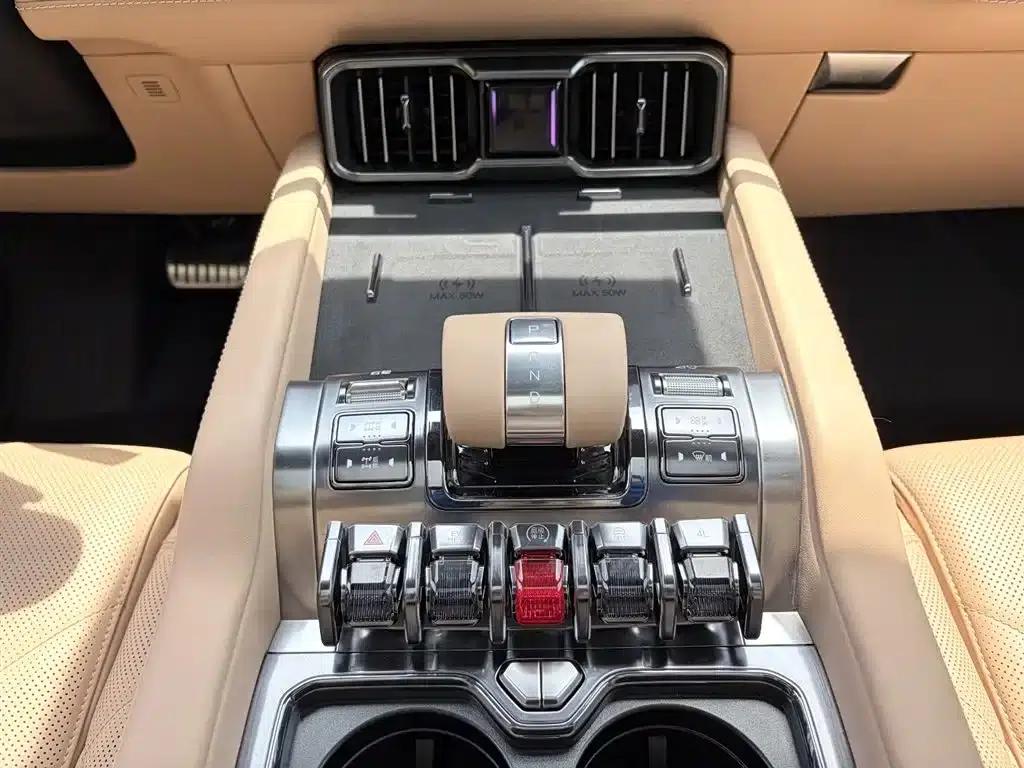 Leopard 8 2025 Smart & Brave Flagship Edition 7-Seater — миниатюра 15
