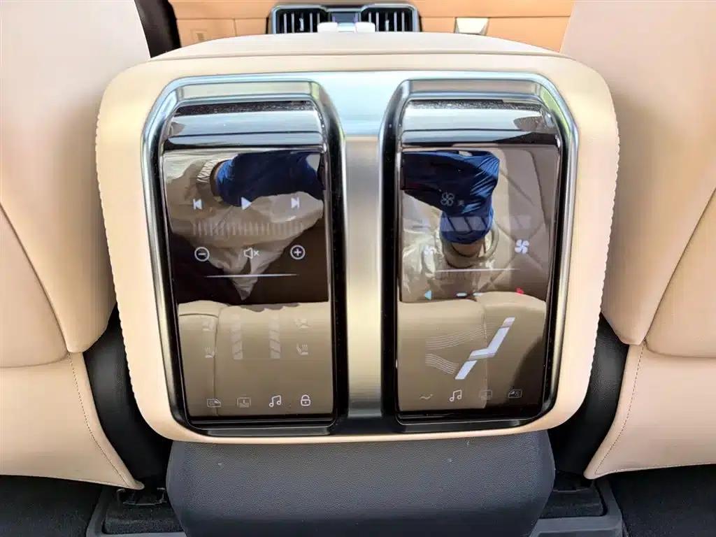 Leopard 8 2025 Smart & Brave Flagship Edition 7-Seater — миниатюра 16