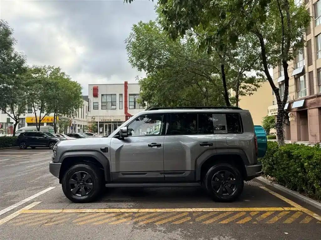 Leopard 5 2025 Model 210KM Almighty Ultra Edition — миниатюра 5