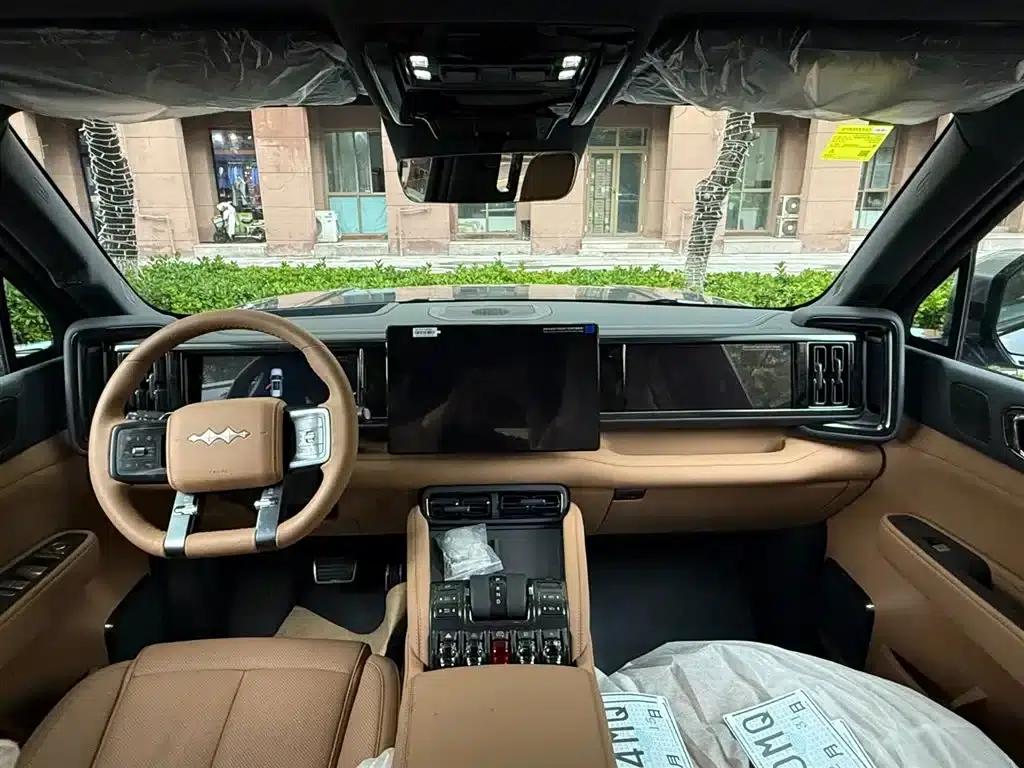 Leopard 5 2025 Model 210KM Almighty Ultra Edition — миниатюра 10