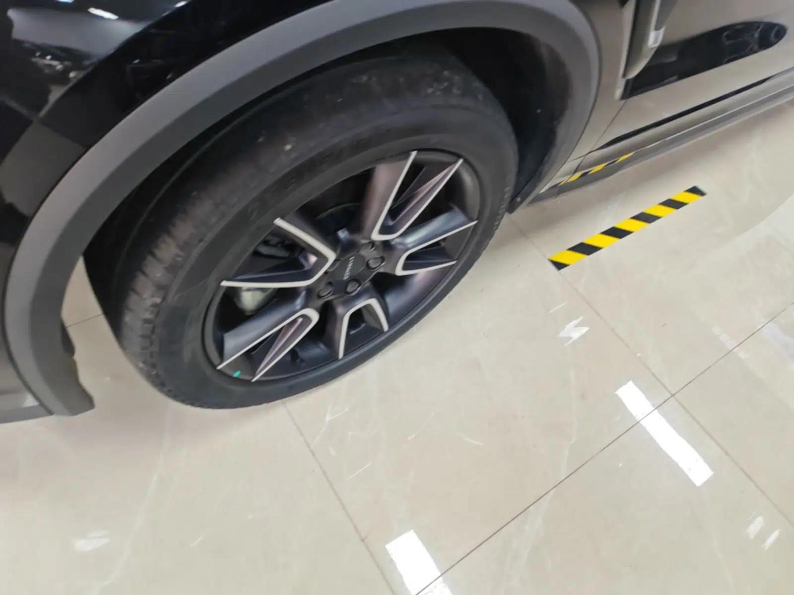 Lynk & Co 01 2023 2.0TD Two-Wheel Drive Pro Trim — миниатюра 8