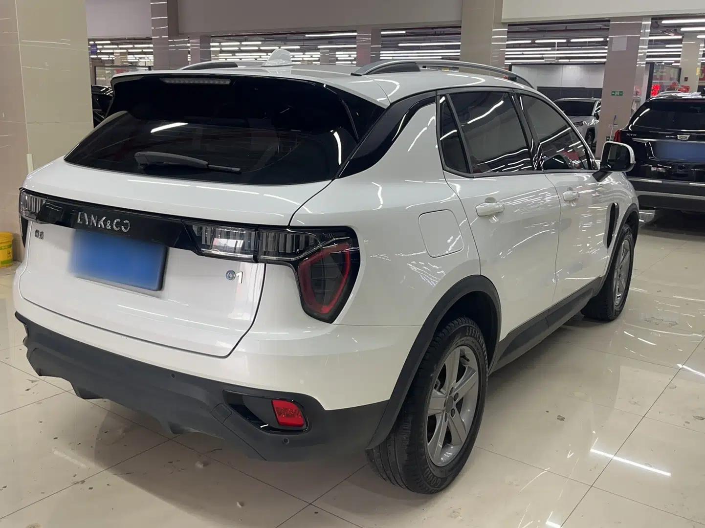 Lynk & Co 01 2019 2.0T Two-Wheel Drive Pure Version China VI Standard — миниатюра 5