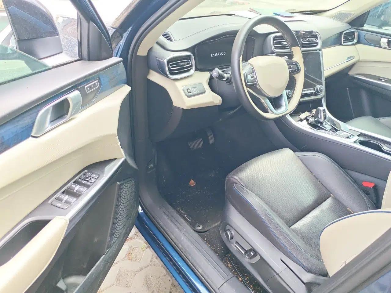 Lynk & Co 01 2019 2.0T Two-Wheel Drive Zhaopu Version China VI Standard — миниатюра 17
