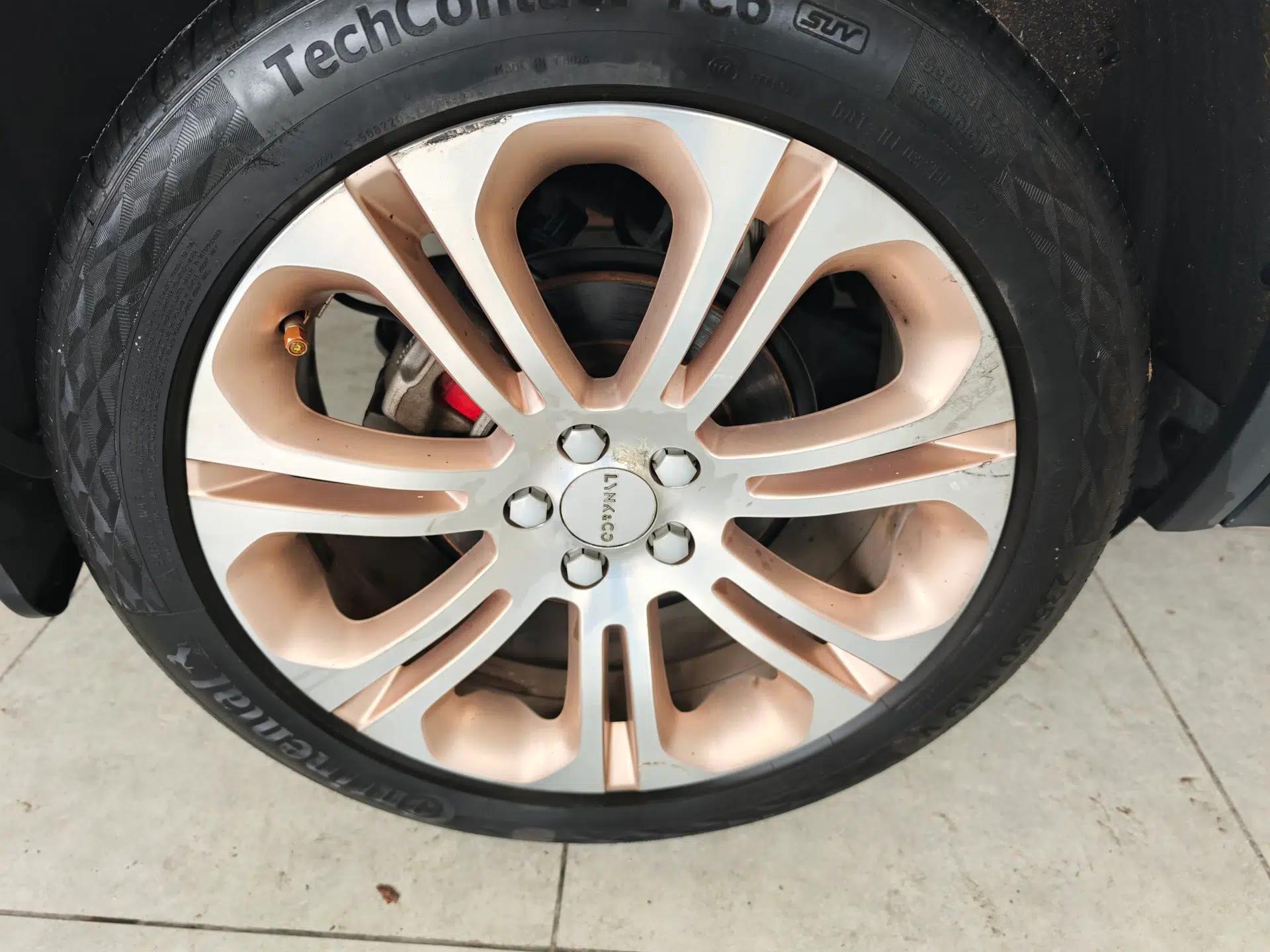 Lynk & Co 01 2017 2.0T Two-Wheel Drive Pro Edition — миниатюра 4