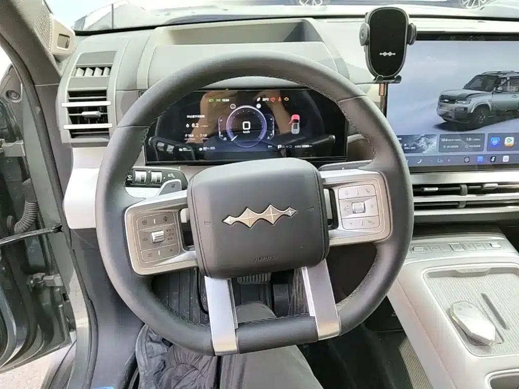 Titanium 7 2025 Model 190KM 4WD Ultra Edition — миниатюра 11