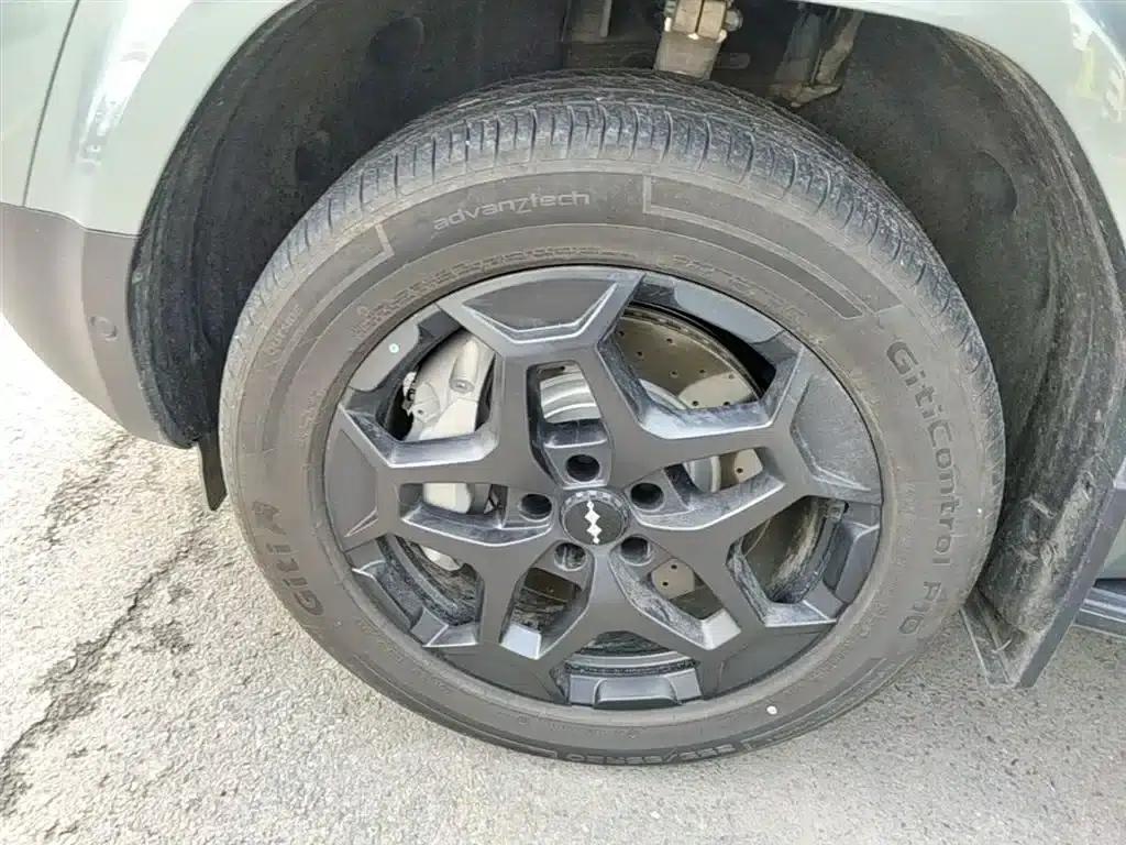 Titanium 7 2025 Model 190KM 4WD Ultra Edition — миниатюра 23