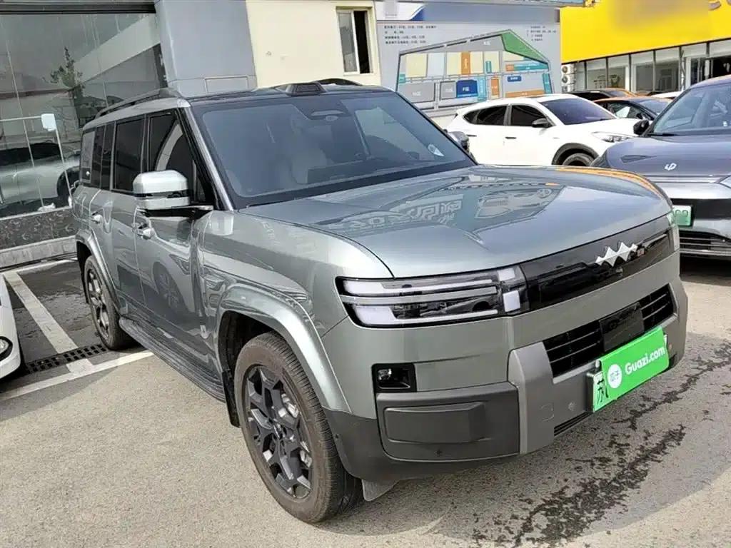 Titanium 7 2025 Model 190KM 4WD Ultra Edition — миниатюра 4