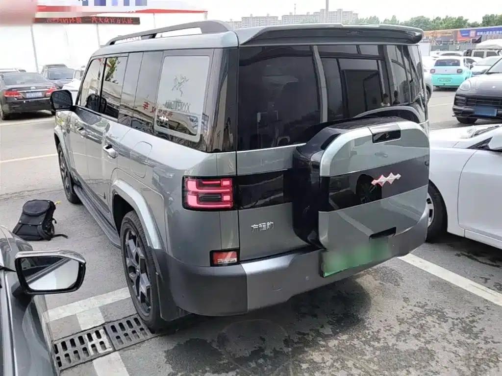 Titanium 7 2025 Model 190KM 4WD Ultra Edition — миниатюра 5