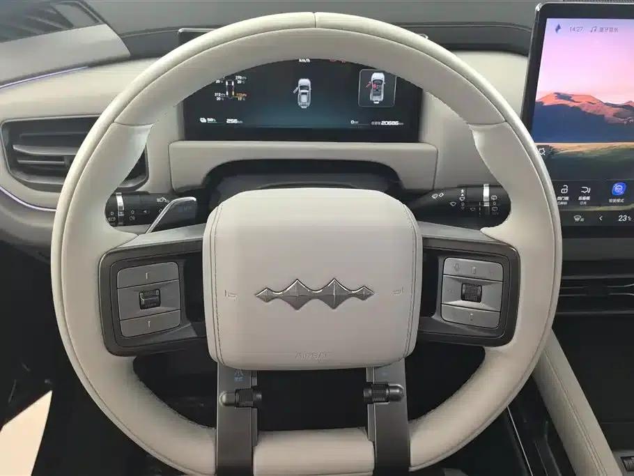 Titanium 3 2025 Model 501KM AWD Drone Edition — миниатюра 15