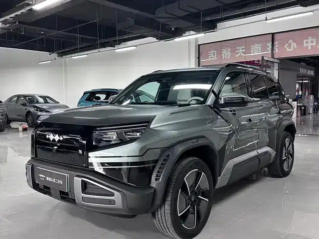 Titanium 3 2025 Model 501KM AWD Ultra Edition