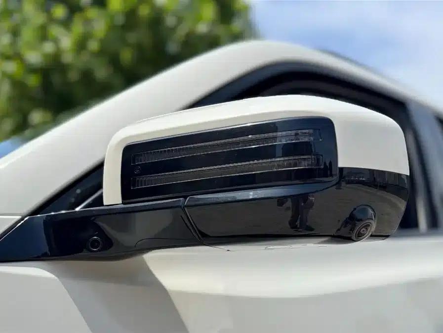 Titanium 3 2025 Model 501KM AWD Ultra Edition — миниатюра 16