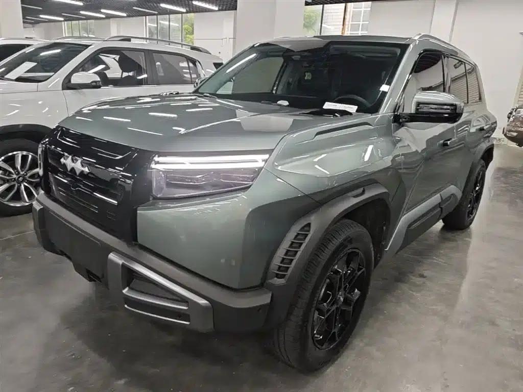 Titanium 3 2025 Model 501KM Rear-Wheel Drive Max Edition — миниатюра 2