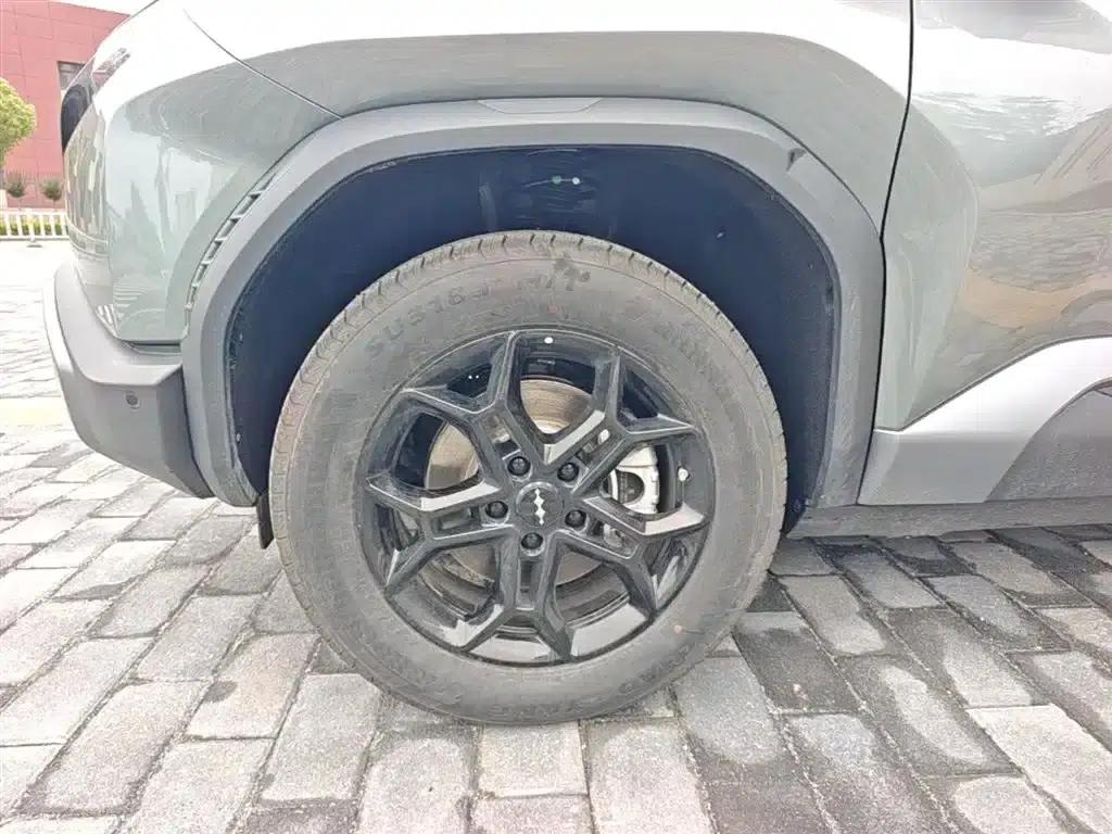 Titanium 3 2025 Model 501KM Rear-Wheel Drive Max Edition — миниатюра 23