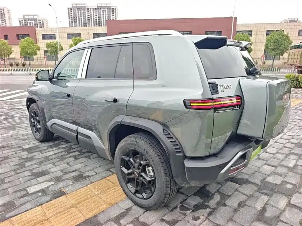 Titanium 3 2025 Model 501KM Rear-Wheel Drive Max Edition — миниатюра 5